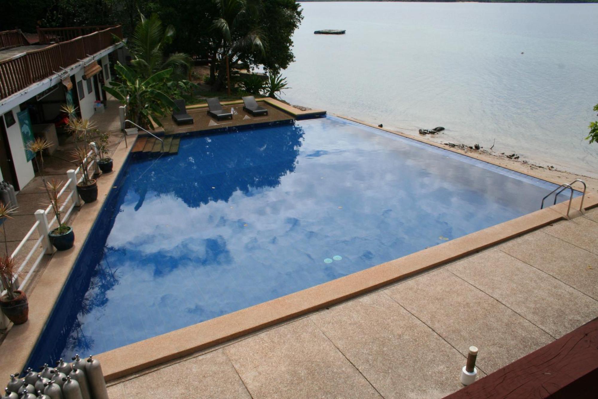 El Rio Y Mar Resort Coron Exterior photo